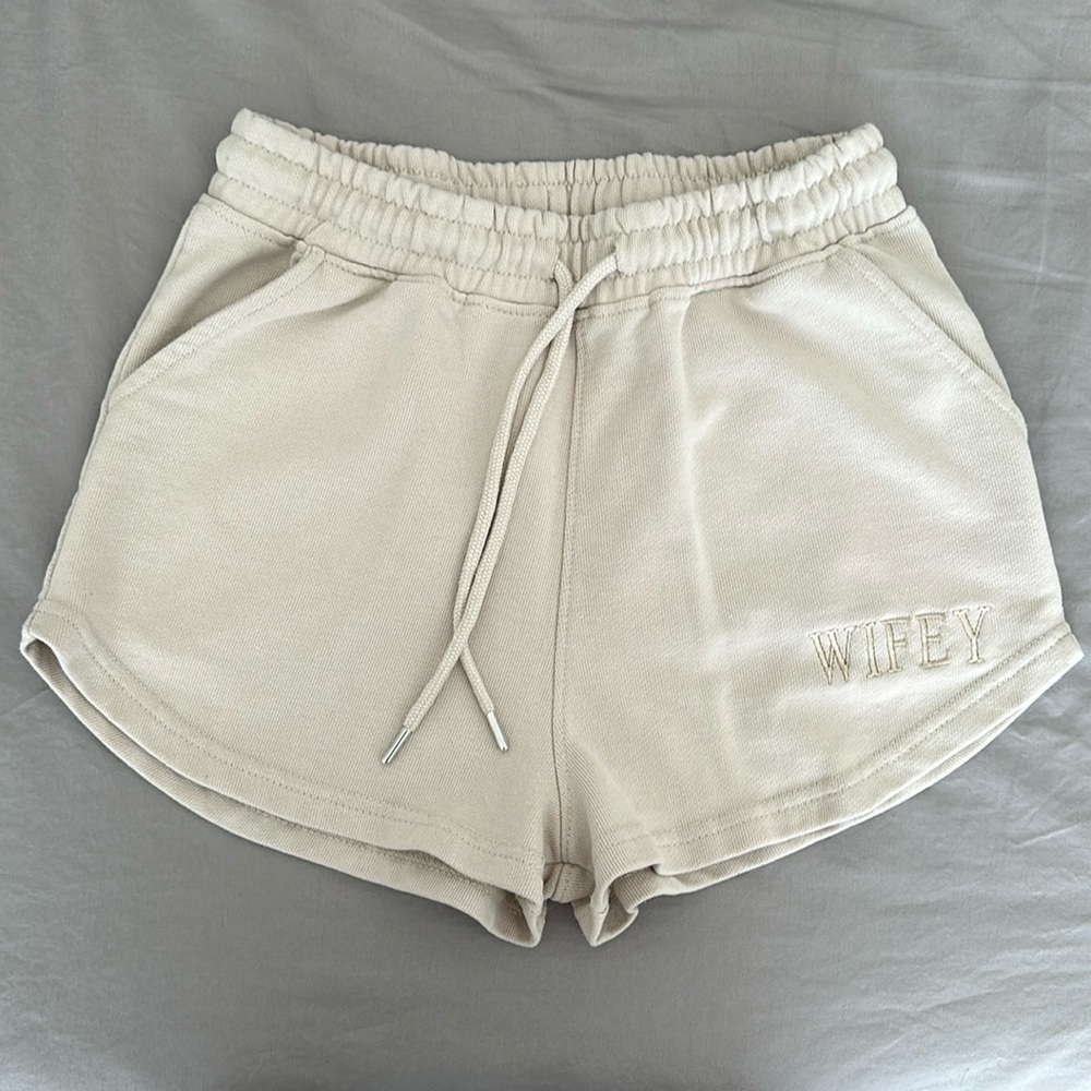 Six stories wifey shorts